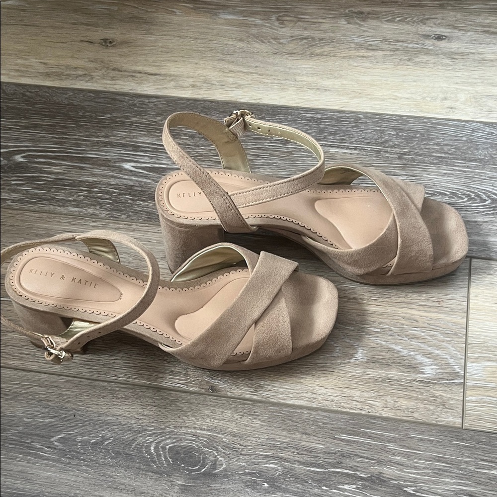 Nude Chunky Heels Open Toe